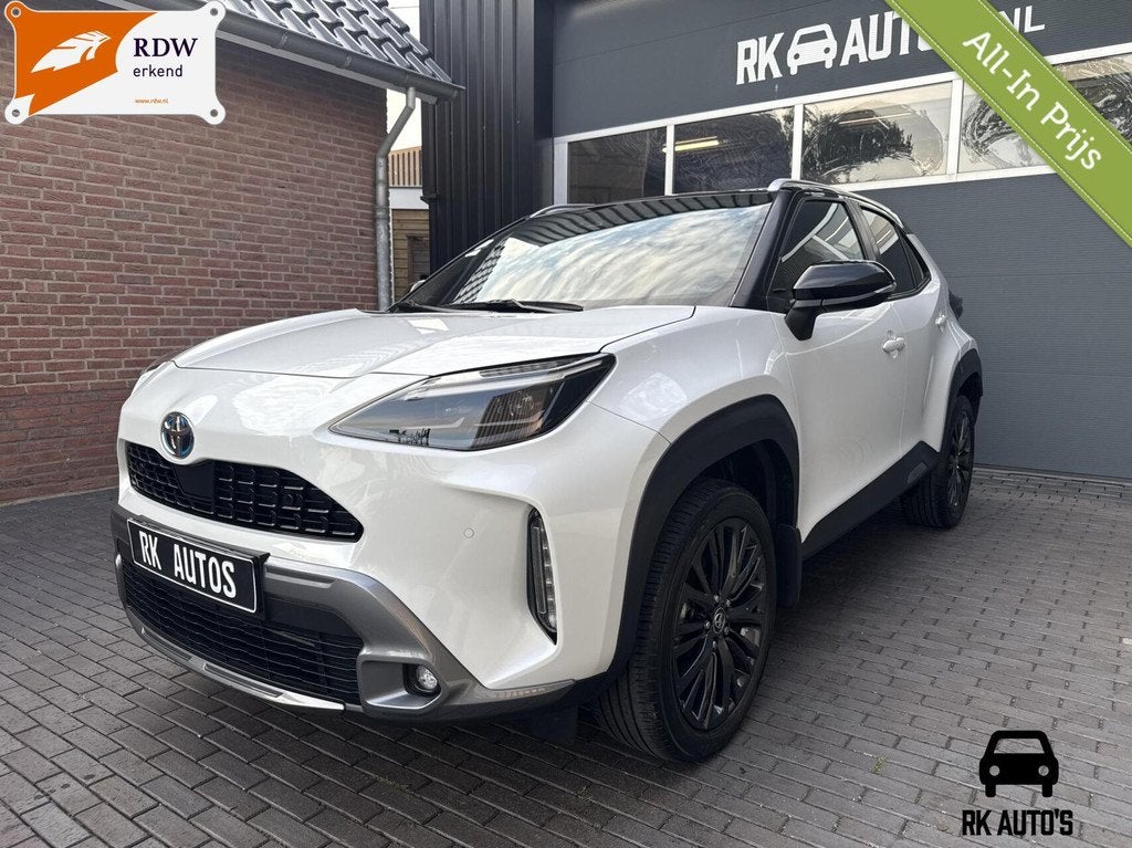 Toyota Yaris Cross 1.5 Hybrid Adventure / AWD / Alle opties!, Automaat, Met garantie (alle), Wit, 1490 cc