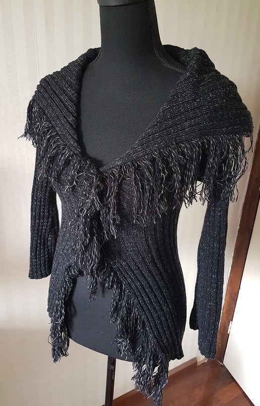 Nieuw! Mooie zwart wit bohemian boho trui met franjels, S 36, Verzenden, Nieuw, Maat 36 (S), Zwart