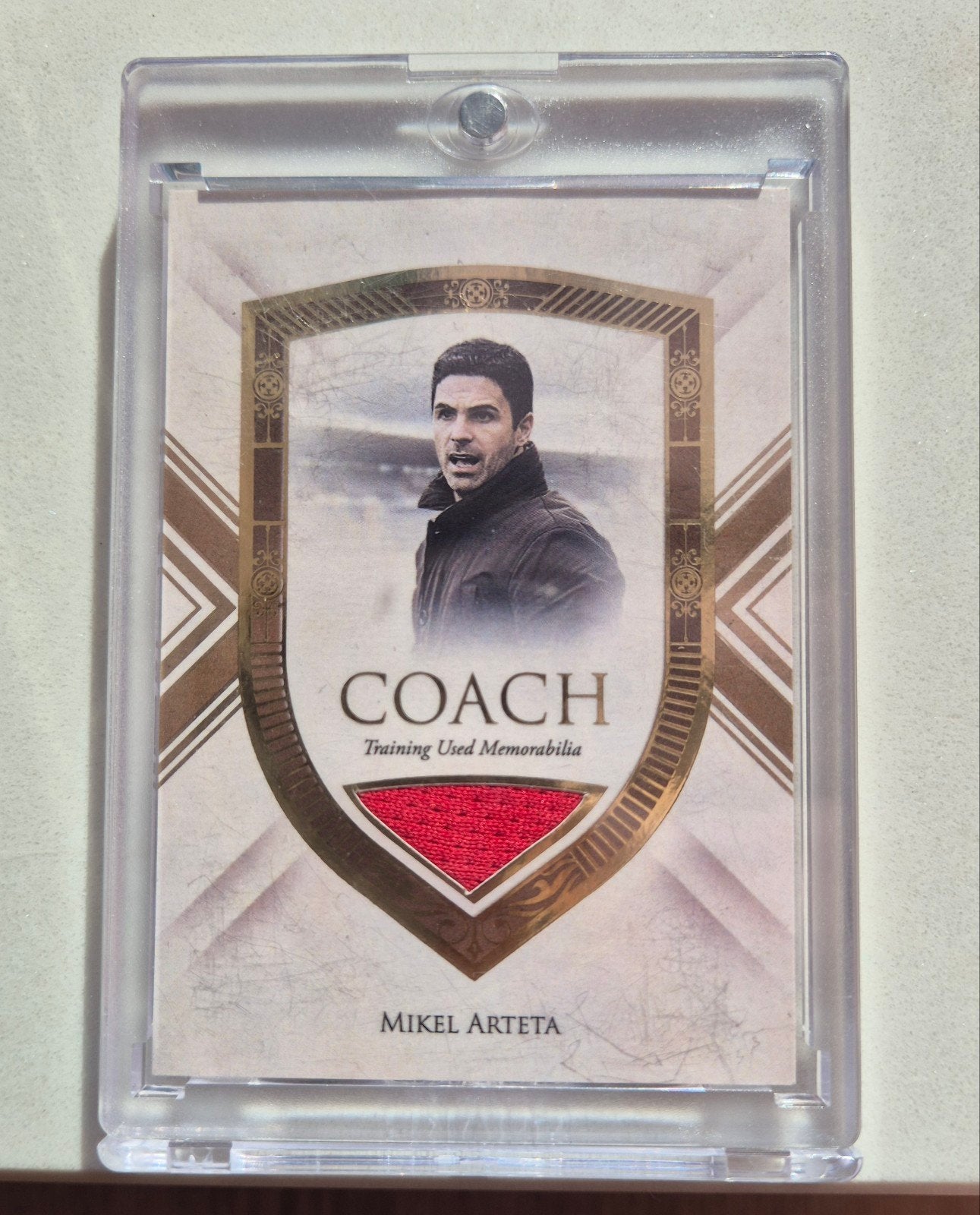 Mikel Arteta 2/22 Coach with Training Used Memorabilia, Ophalen of Verzenden, Buitenlandse clubs, Poster, Plaatje of Sticker