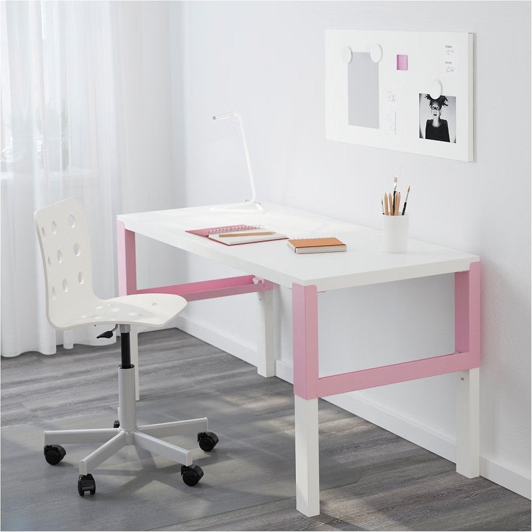 IKEA PÅHL Bureau Wit/Roze met Kabelgoot, Ophalen, Gebruikt, IKEA, Kinderbureau