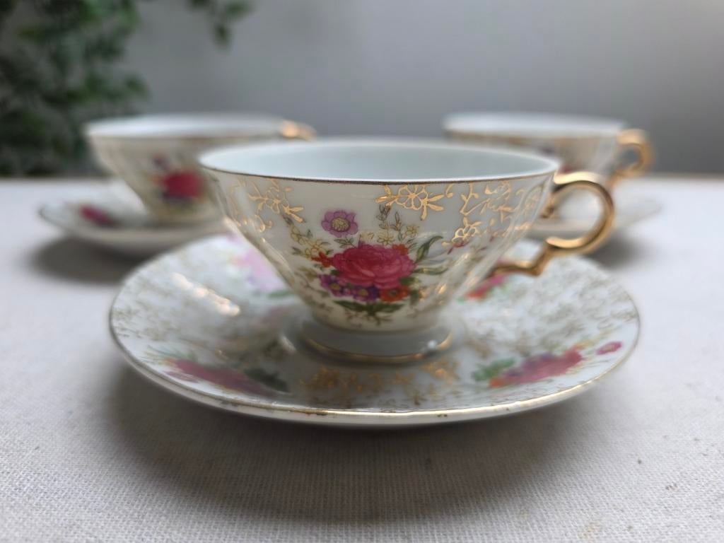 Kleine mocca espresso kop en schotels, Antiek en Kunst, Ophalen of Verzenden