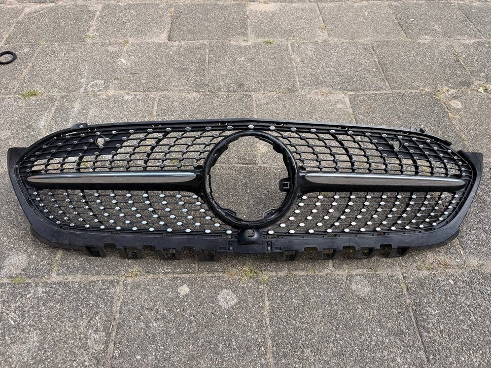 Grill en diffuser Mercedes A250e W177, Ophalen, Gebruikt, Voor, Mercedes-Benz