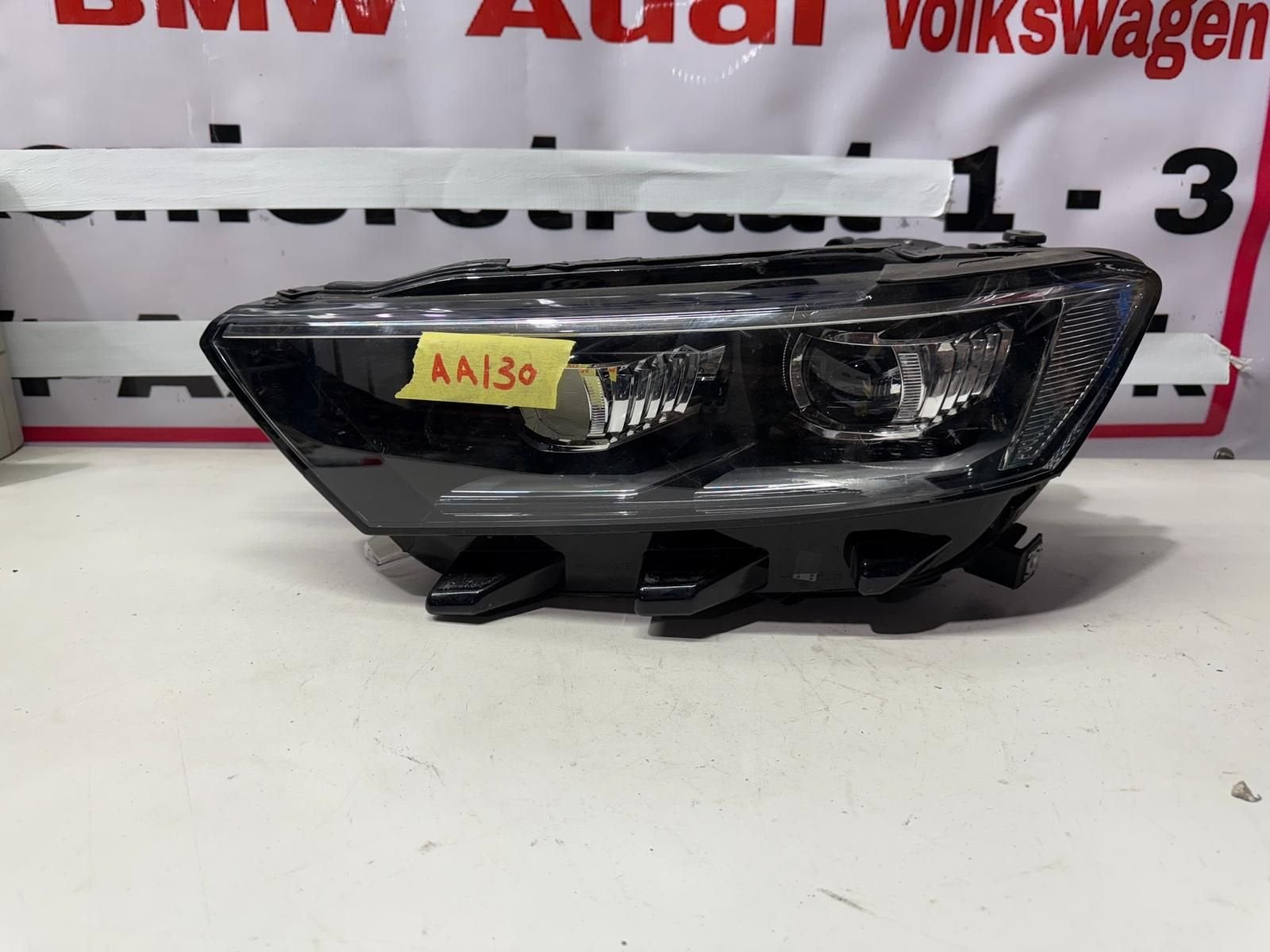 Volkswagen T-Roc Koplamp, Gebruikt, -, -, Ophalen of Verzenden
