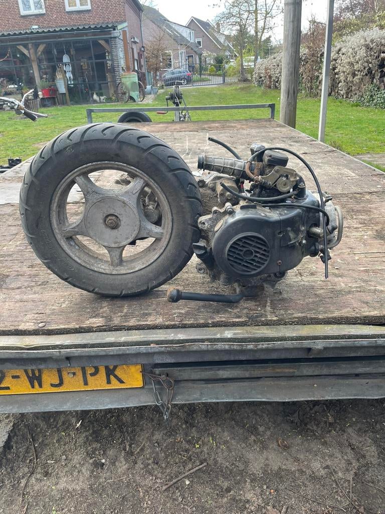 Scooter blok, Fietsen en Brommers, Ophalen, Gebruikt, Blok