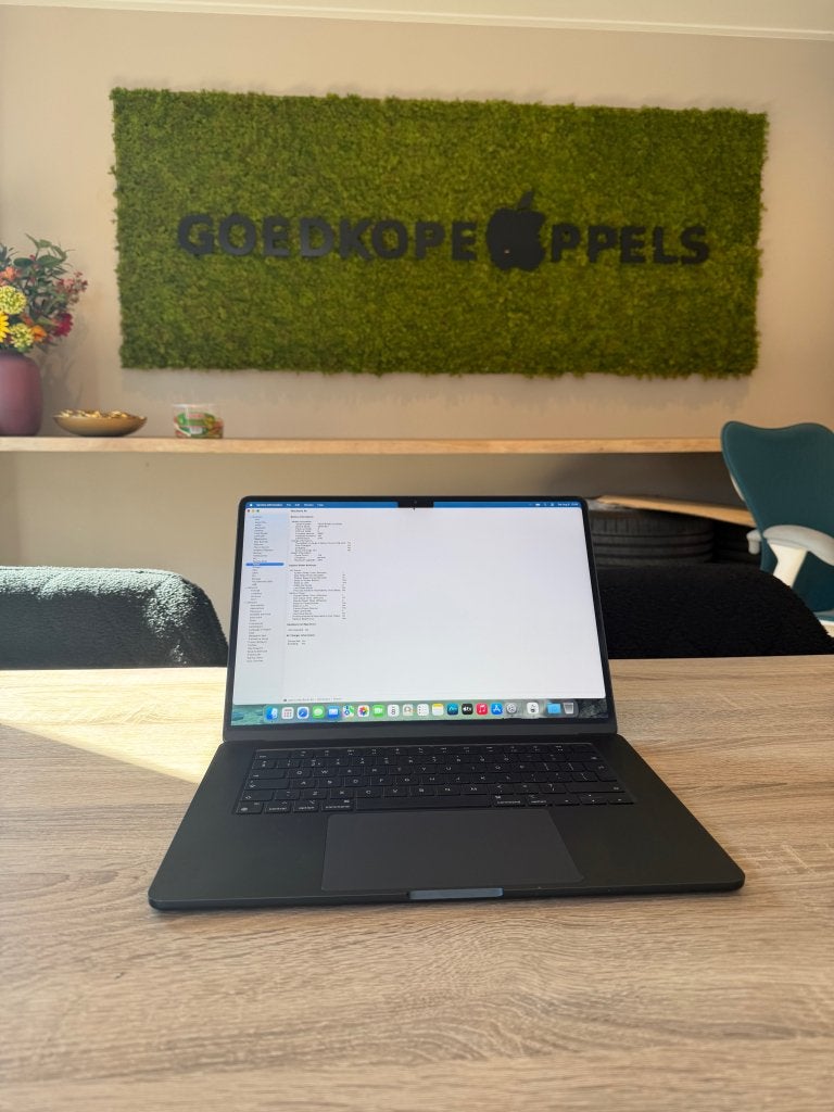 MacBook Air 15 inch m2 8GB 512GB Midnight, Ophalen, Gebruikt, Cupertino California, Support@apple.com