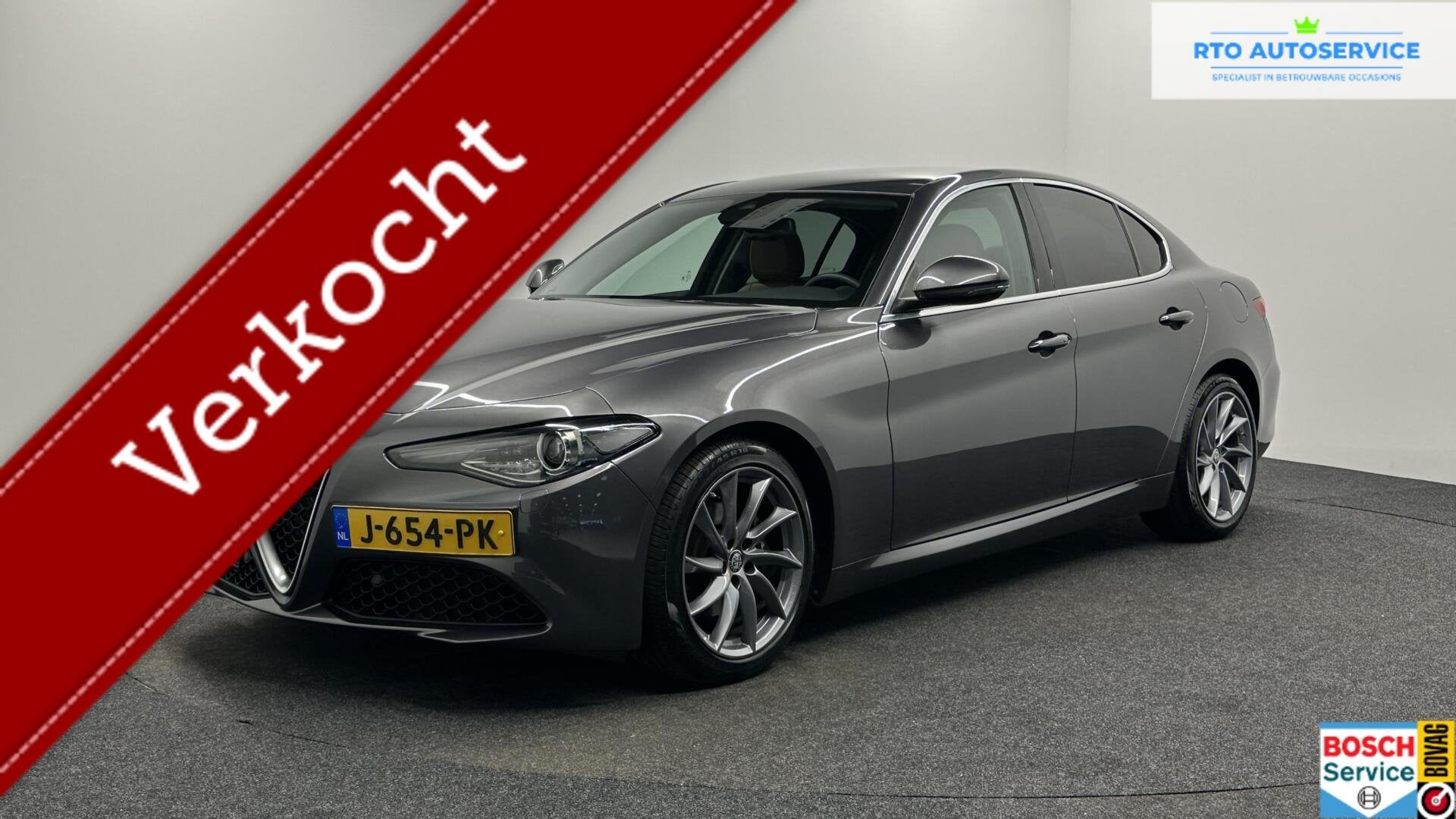 Alfa Romeo Giulia 2.0T Super LEER NAVI CRUISE CAMERA 77000 K, Auto's, Automaat, 745 kg, Achterwielaandrijving, Euro 6