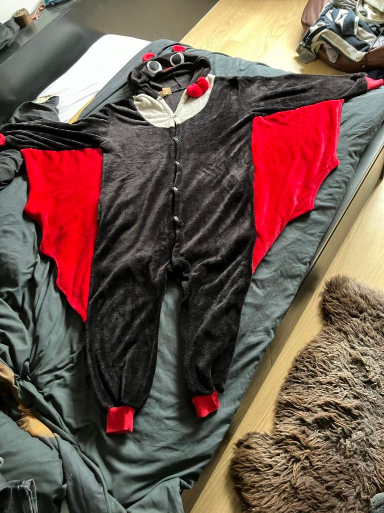 Onesie vleermuis mt S, Ophalen of Verzenden, Zo goed als nieuw, 104 of kleiner, Jongen of Meisje