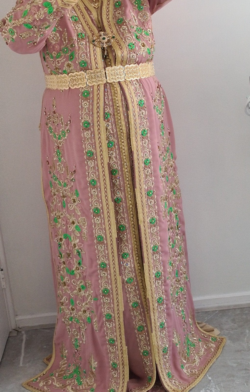Nieuwe Marokkaanse Takchita met Beige Voering, Beige, Maat 46/48 (XL) of groter, Nieuw, Ophalen of Verzenden