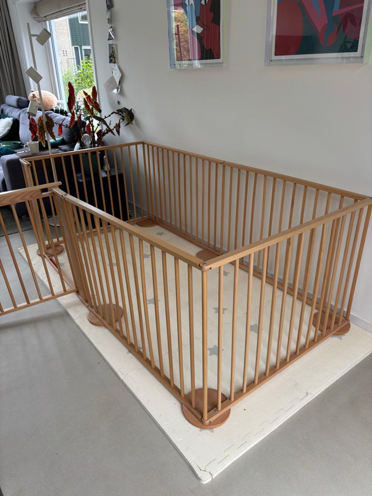 KrabbelHit Houten grondBox - playpen, Ophalen, Zo goed als nieuw, Rechthoekig