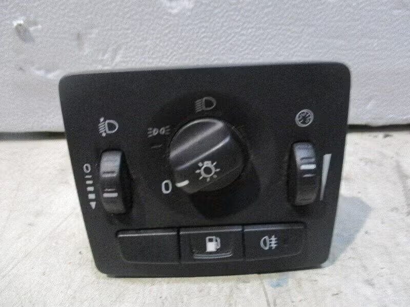 LICHTSCHAKELAAR Volvo C30 (EK / MK) (30739298), Gebruikt, Info@volvocars.com, Ophalen of Verzenden, Volvo