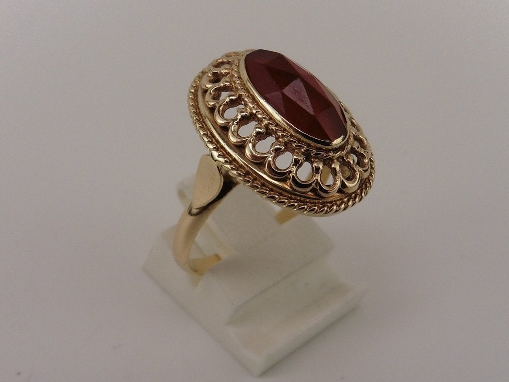 Gouden damesring met carneool                            G41, Sieraden, Tassen en Uiterlijk, 18 tot 19, Gebruikt, Overige kleuren