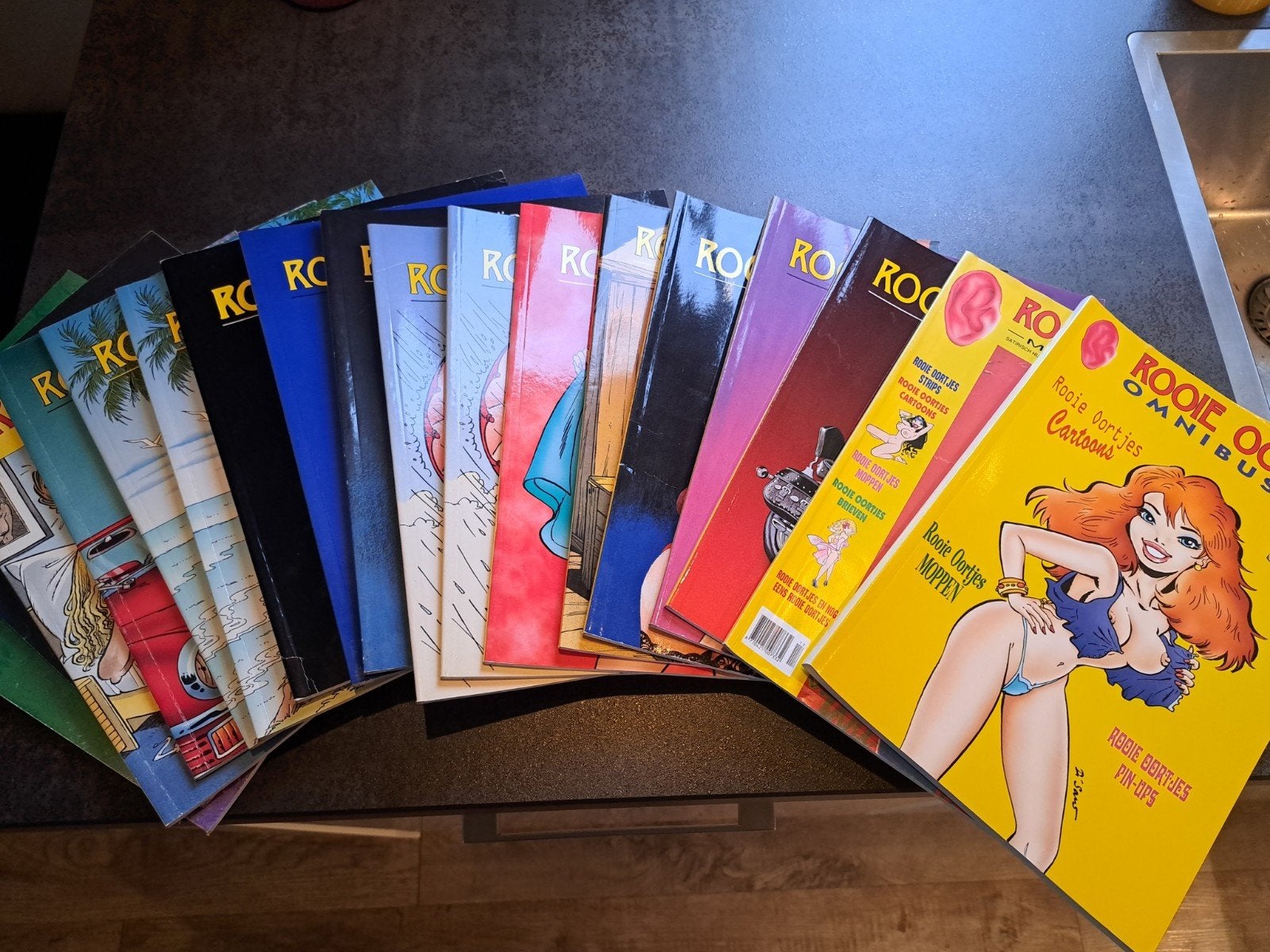 Rooie Oortjes 18 stuks,  Di Sano Stripboek, Meerdere stripboeken, Ophalen, Gelezen, Di Sano