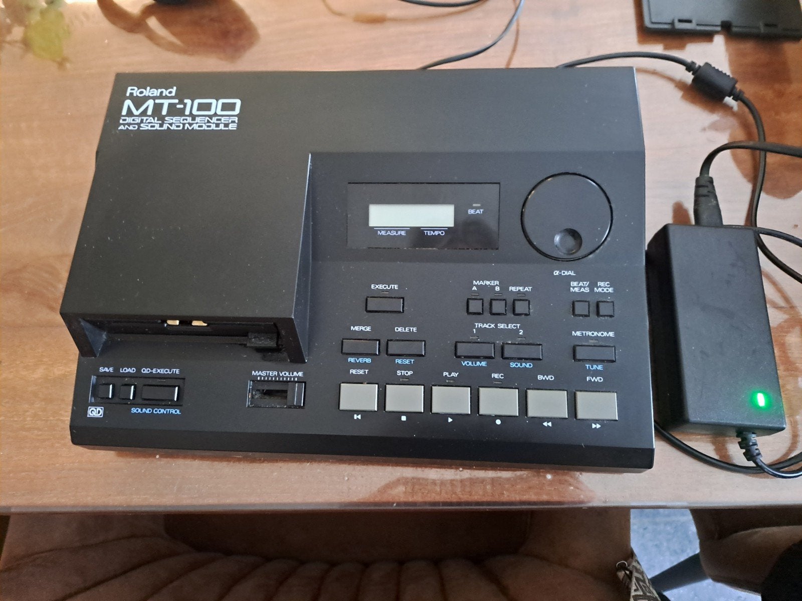 Roland mt-100, Ophalen, Zo goed als nieuw, 61 toetsen, Roland