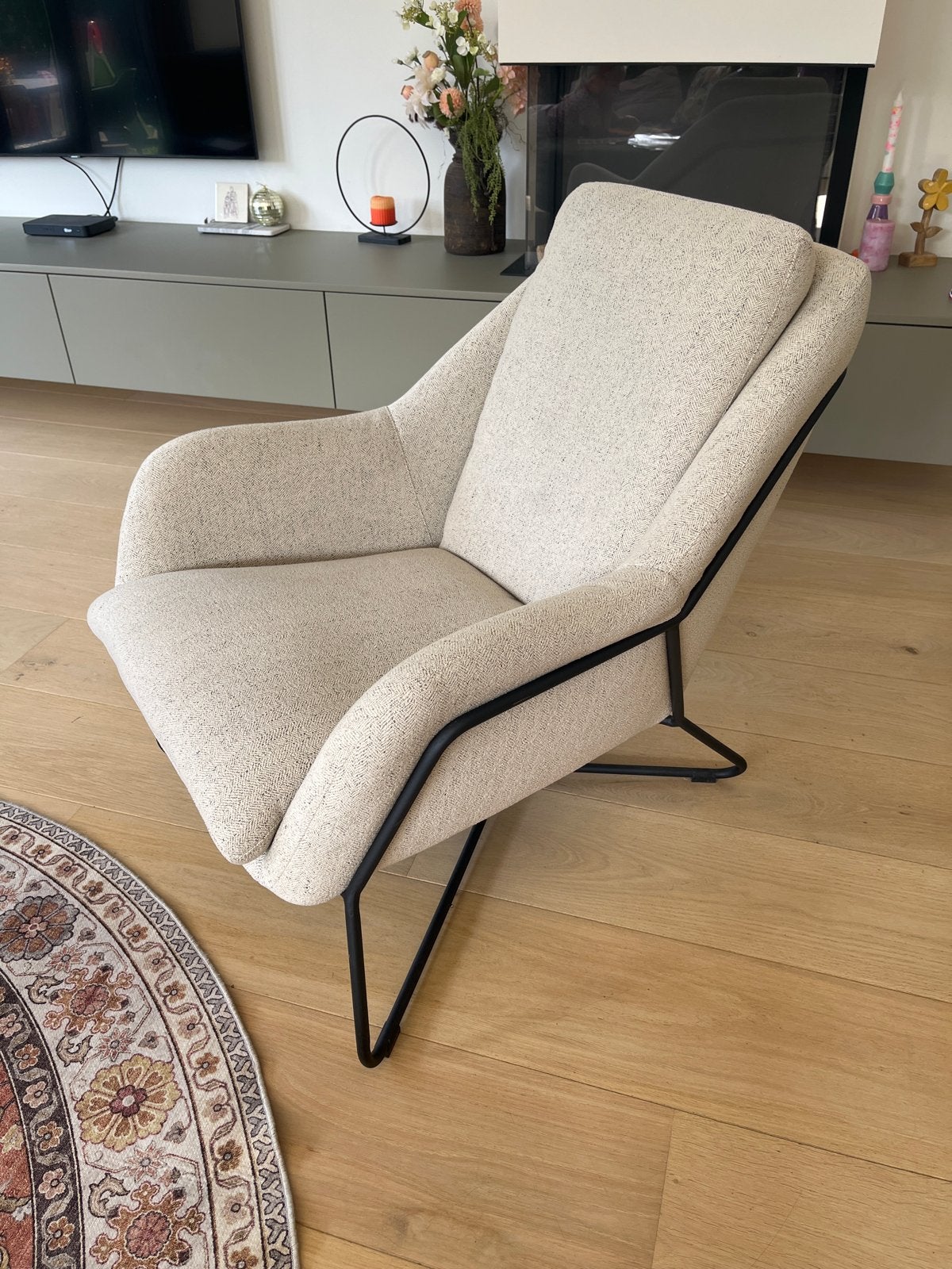Fauteuil Romeo van Loods 5 - grijs zwart metalen onderstel, Ophalen of Verzenden, Gebruikt, Metaal, 75 tot 100 cm