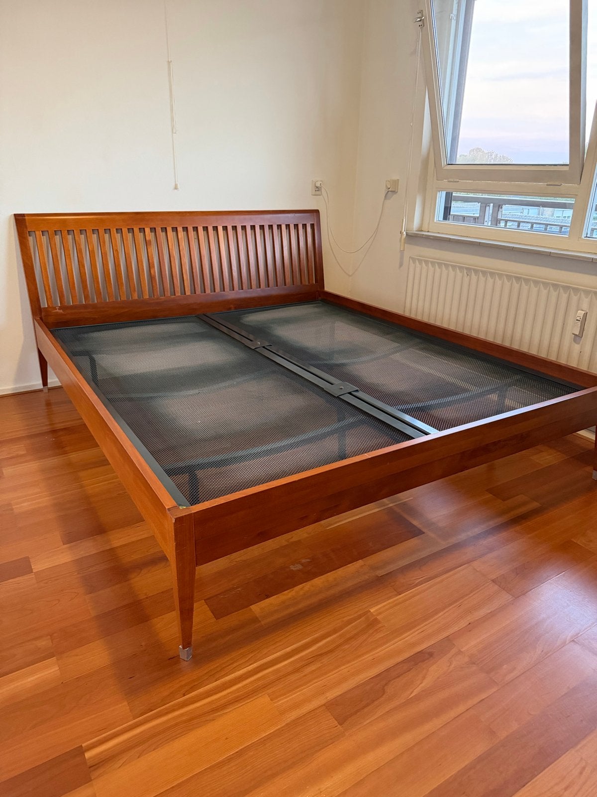 Tweepersoonsbed 220x185 cm met lattenbodem, Ophalen, Gebruikt, Tweepersoons, Overige maten