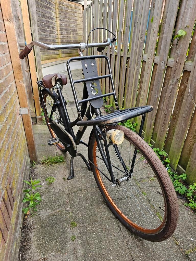 Stevige zwarte fiets met voordrager en terugtraprem, Ophalen, Gebruikt, Terugtraprem, Overige merken