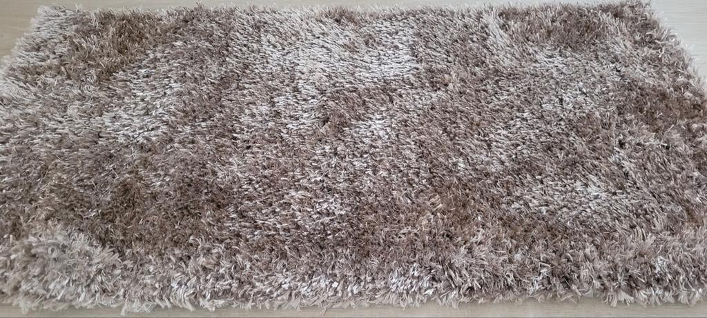 Vloerkleed Brilliant
Taupe 60x110 superzacht nieuw!, 100 tot 150 cm, Nieuw, Superzacht kwaliteit comfortabel gezellig warm, Rechthoekig