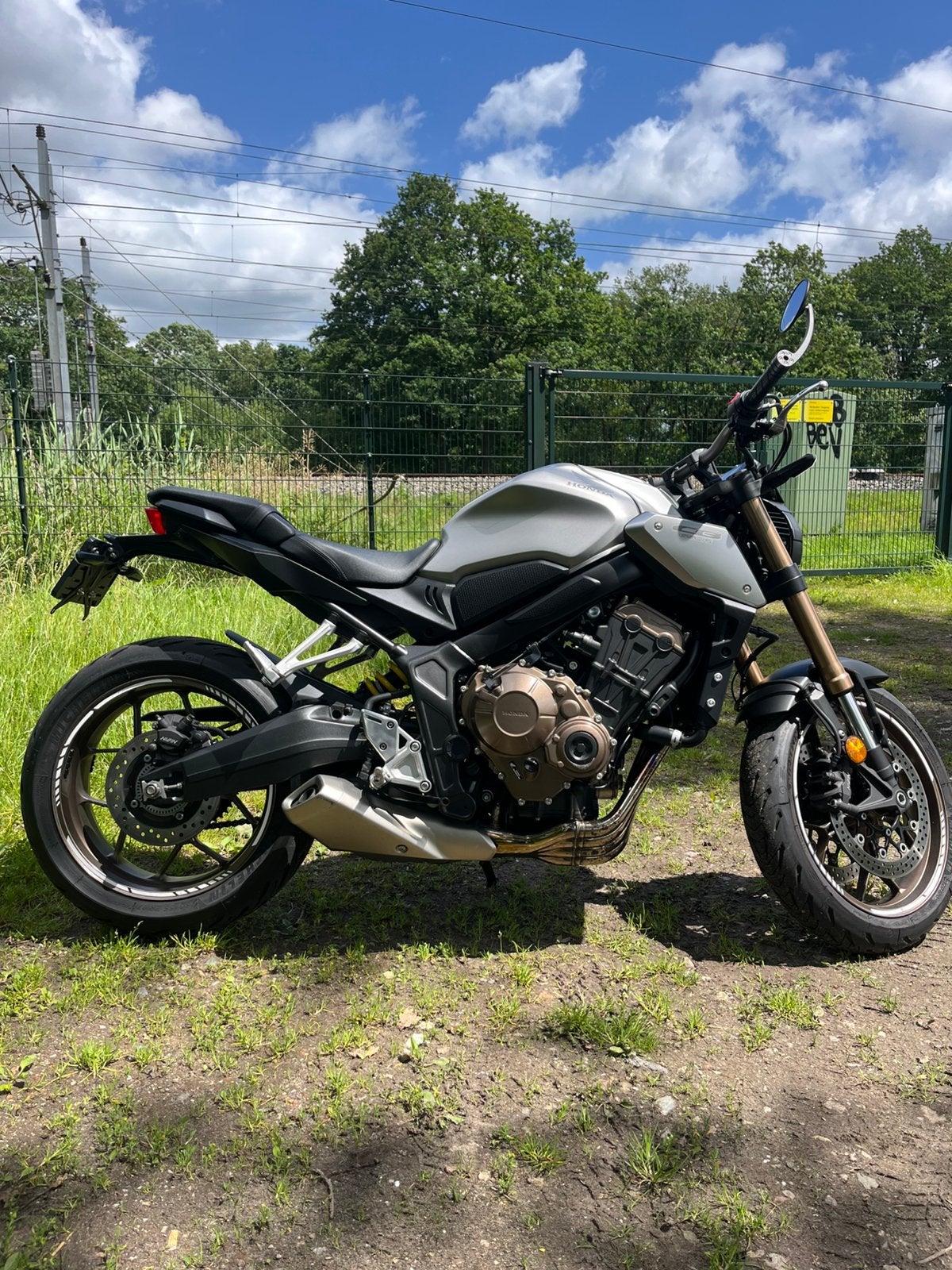 Honda CB 650 R Neo Sports Café 2020 Zilver, LED Verlichting, Occasion, 4 cilinders, Particulier