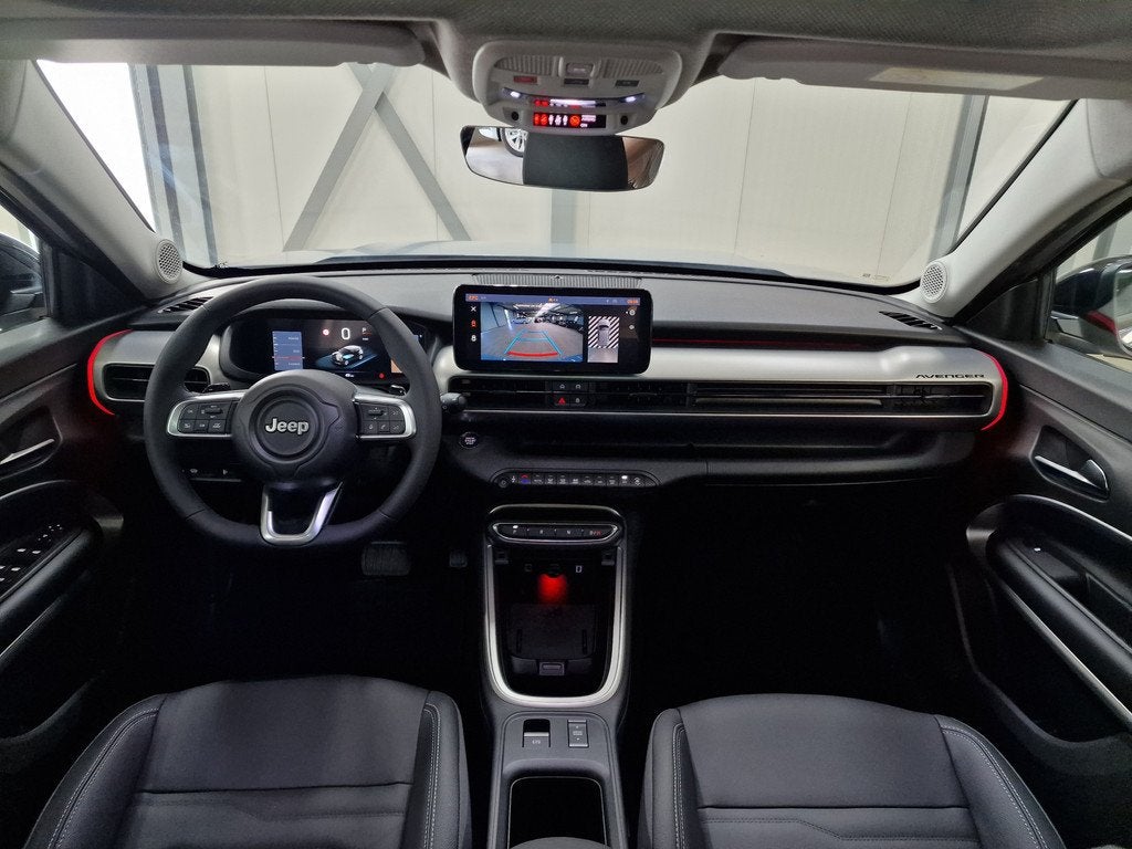 Jeep Avenger 1.2 e-Hybrid Summit 110pk | Leder & Winter pack, Auto's, Jeep, Automatische klimaatregeling, Gebruikt, Zwart, 1199 cc