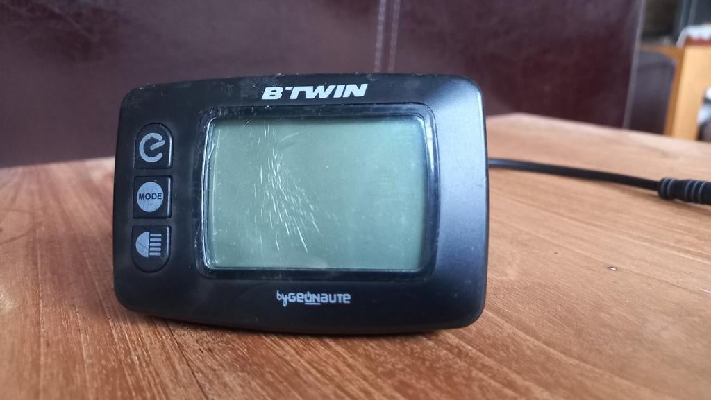 Gezocht ! Display , controler voor ebike b'twin 7 original., Fietsen en Brommers, Ophalen of Verzenden, Gebruikt