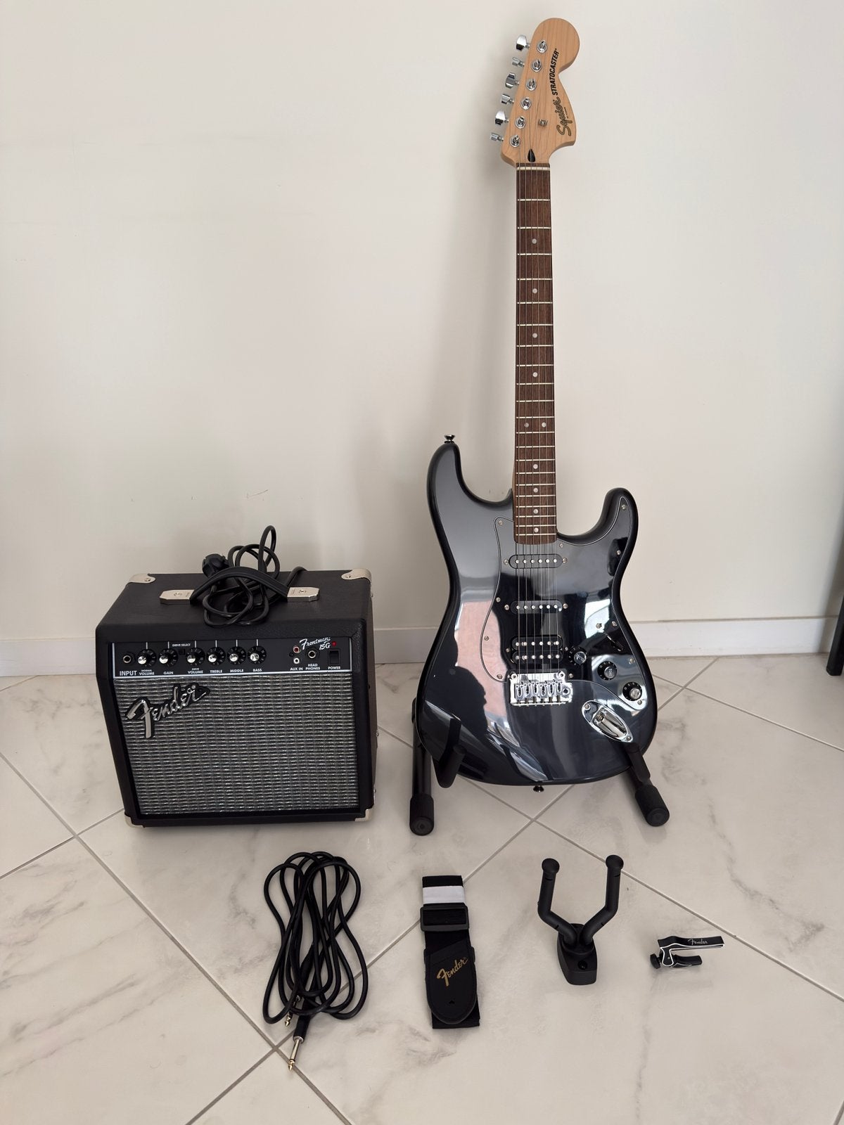 Fender Squier Affinity Series Stratocaster HSS NIEUW, Muziek en Instrumenten, Ophalen, Nieuw, Solid body, Fender