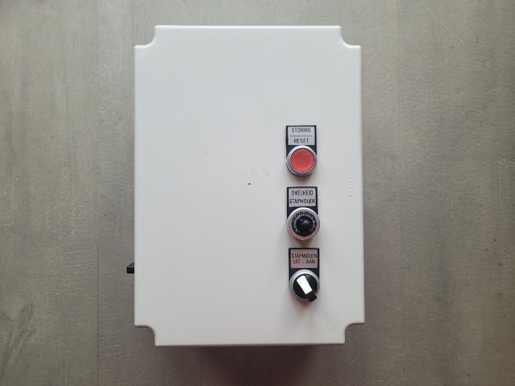 Schakelkast voor een stapmolen, 2ndHand4Use, Info@2ndhand4use.nl, 2ndHand4Use Tiel, Toebehoren
