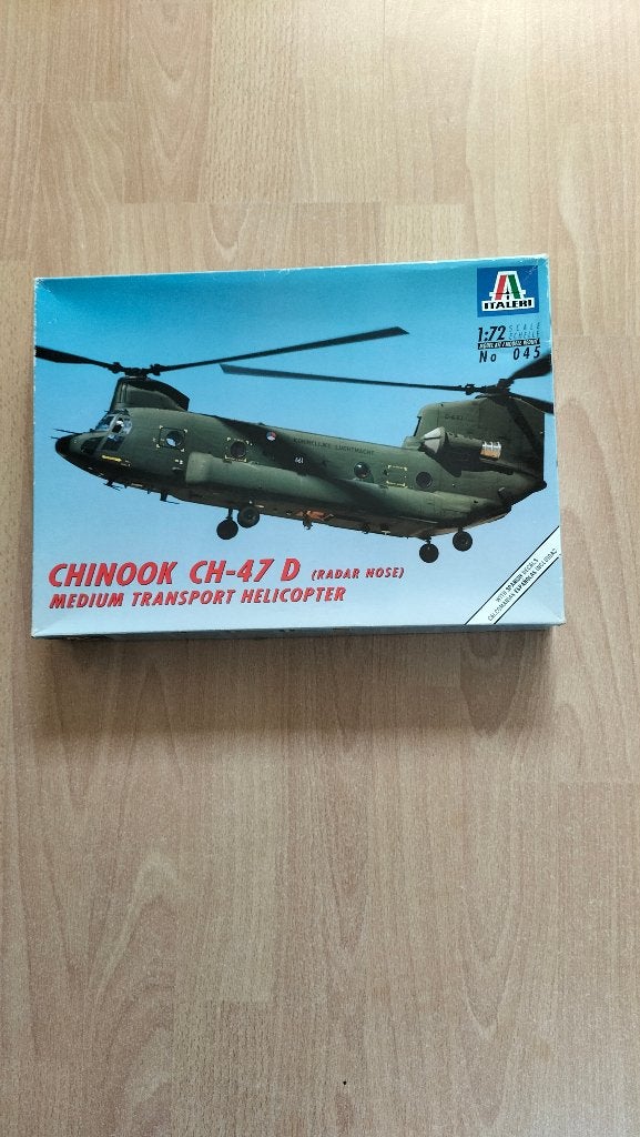 Italeri Chinook CH-47 D  radar nose   1:72, Ophalen, 1:200 of kleiner, Italeri, Helikopter