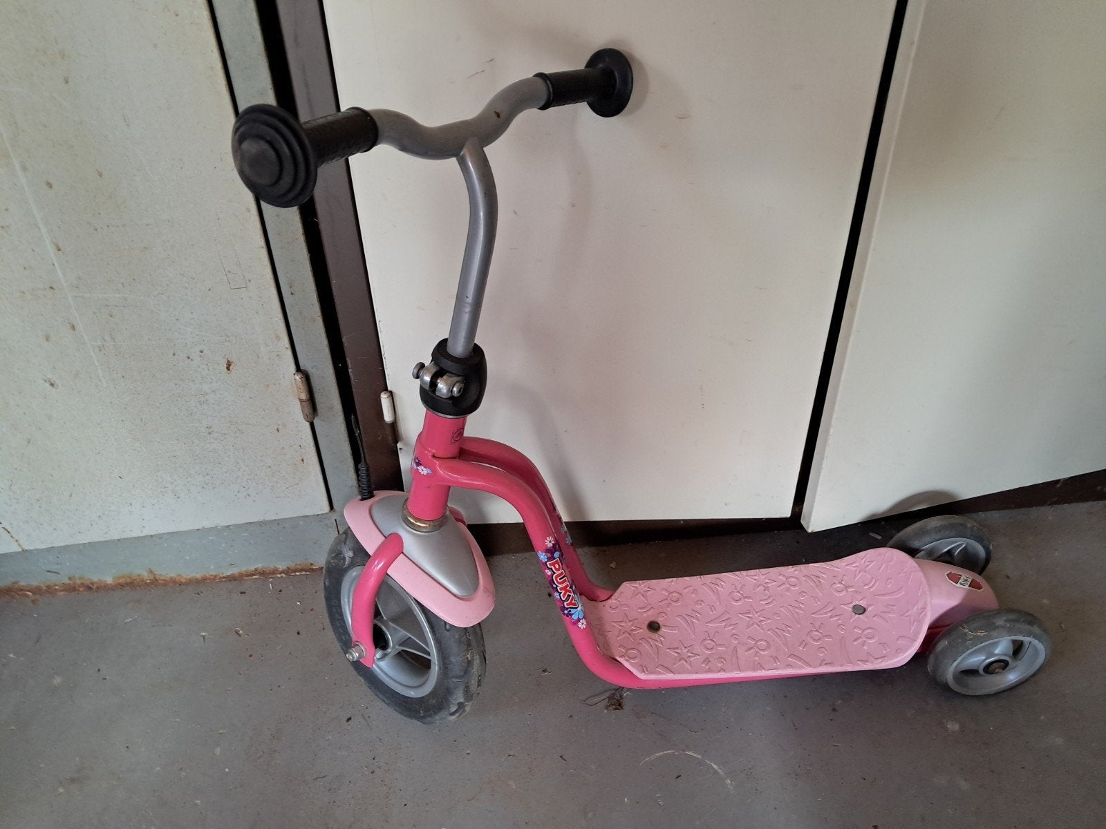 Leuke roze step voor de allerkleinsten - Ziet er goed uit!, Fietsen en Brommers, Ophalen of Verzenden, Gebruikt, Gewone step, Puky
