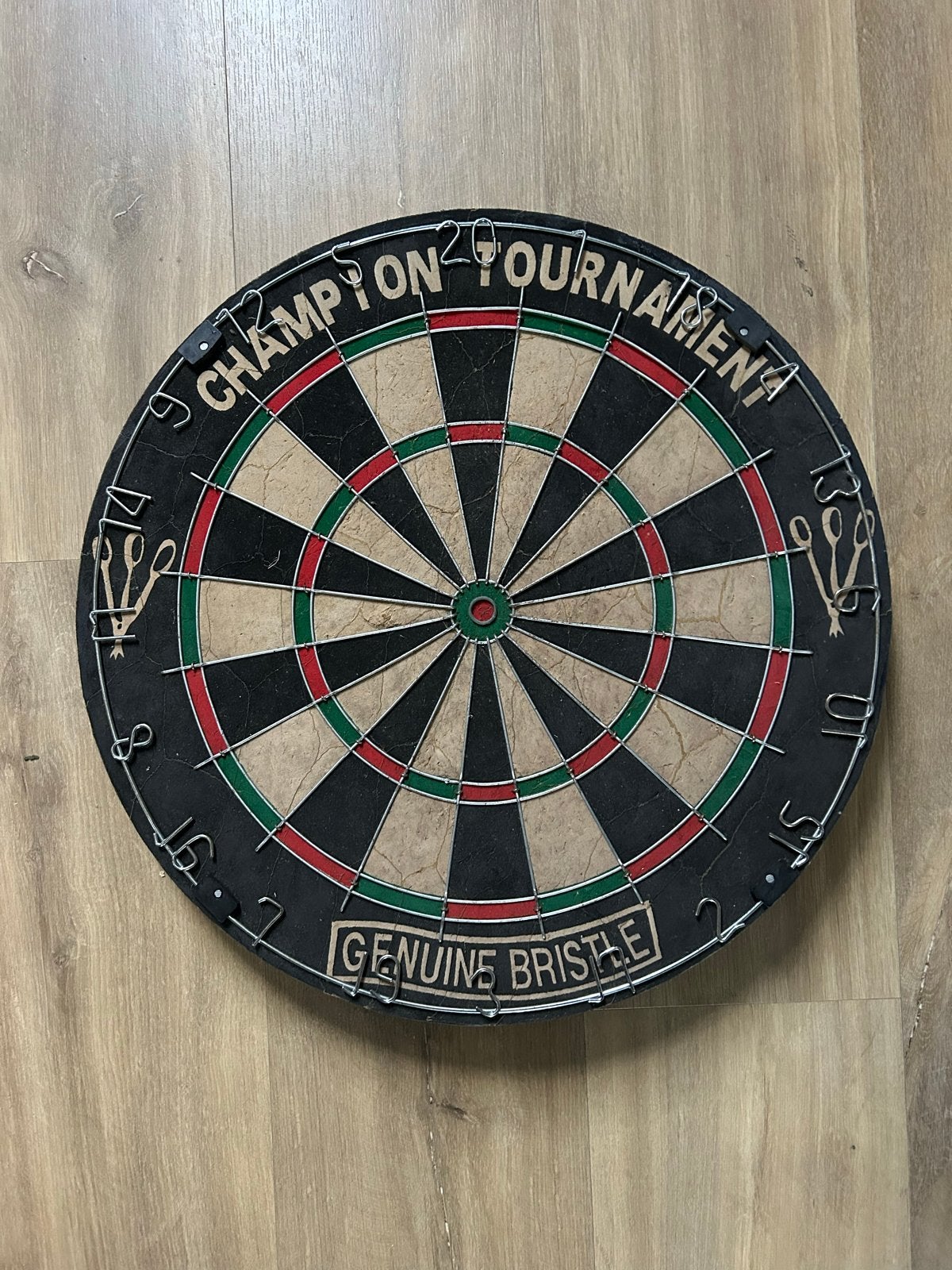 Champion Tournament Dartbord - Genuine Bristle, Ophalen of Verzenden, Gebruikt, Dartbord