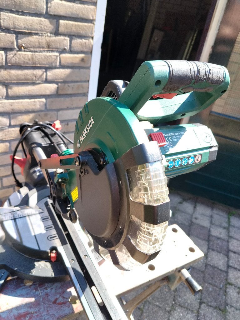 afkort en verstekzaag, Ophalen of Verzenden, Zo goed als nieuw, Afkortzaag, 30 tot 70 mm