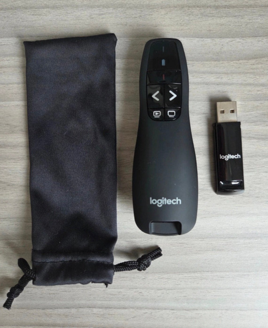 Logitech Presenter Afstandsbediening - Zwart, Ophalen of Verzenden, Zo goed als nieuw, Windows