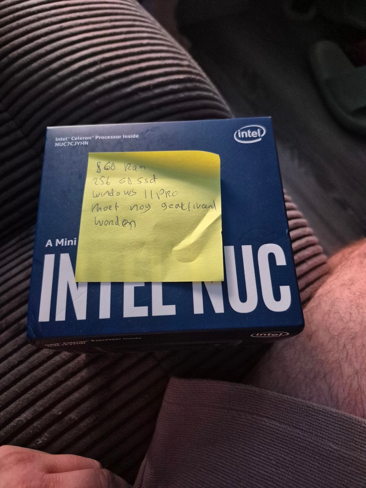 Intel NUC 7 met 8GB RAM, 256GB SSD en Windows 11 Pro, Ophalen, 8 GB, Intel, SSD