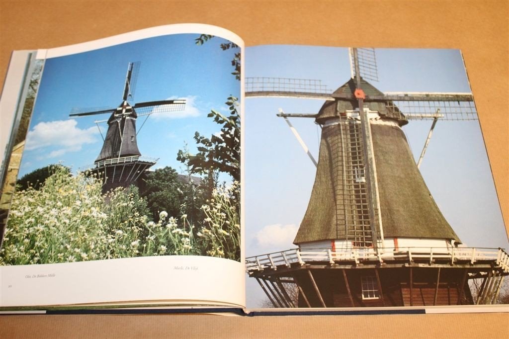 De Wind- en Watermolens in Overijssel — Fotoboek, Ophalen of Verzenden, Zo goed als nieuw