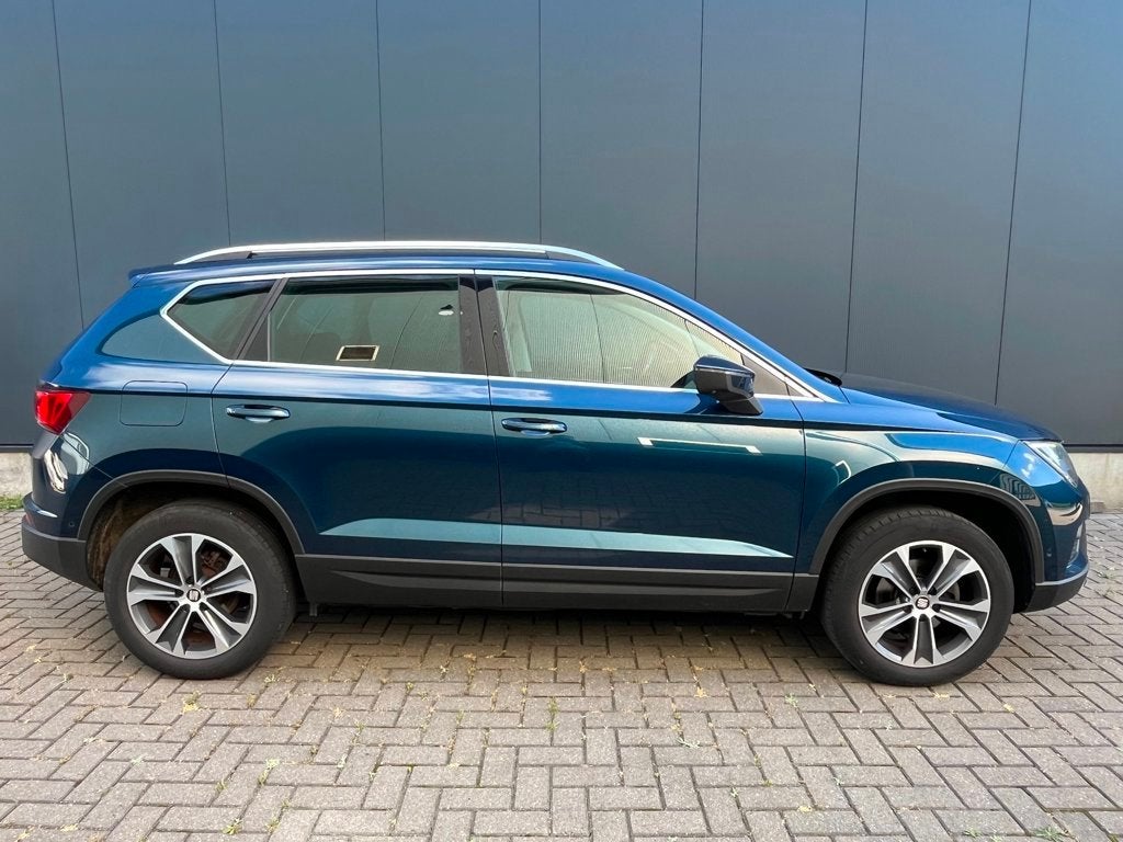 Seat ATECA 1.5 TSI Business elc.trekhaak elc.kofferklep, 4 cilinders, Blauw, Ateca, Leder