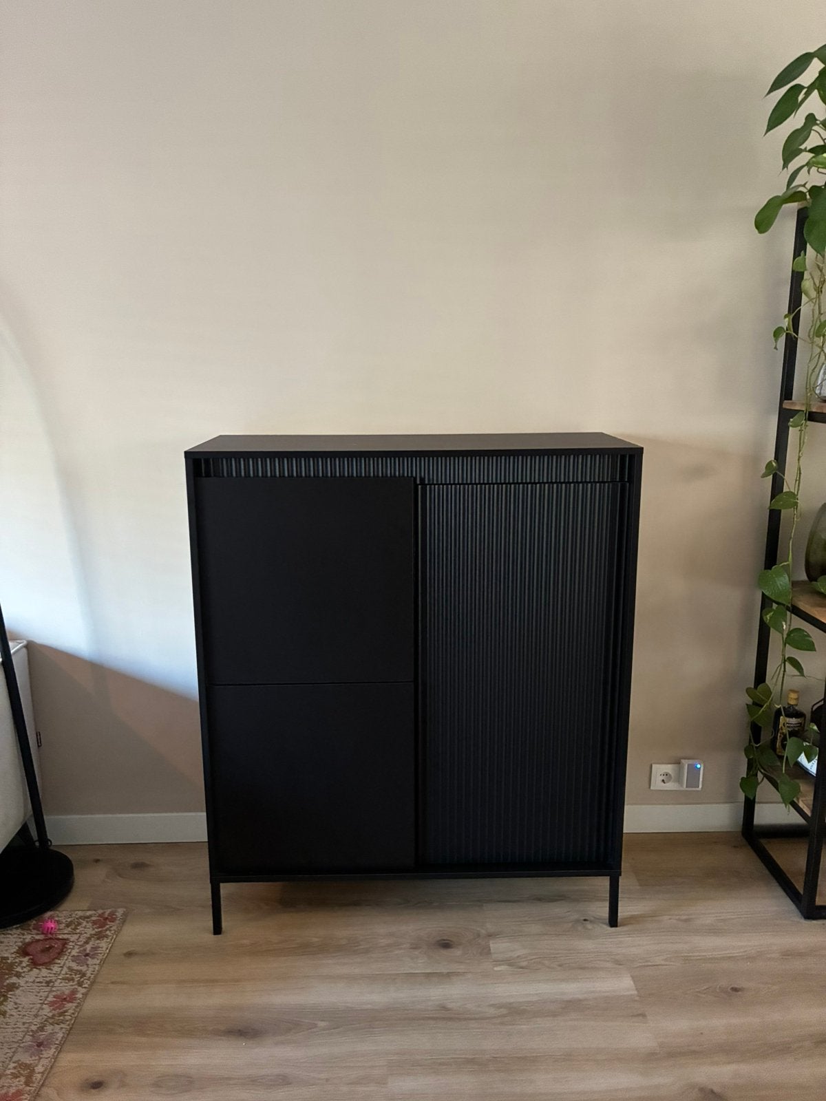 Meubella - Dressoir Saran kast- Mat zwart., Ophalen, 100 tot 150 cm, Zo goed als nieuw, Minder dan 100 cm