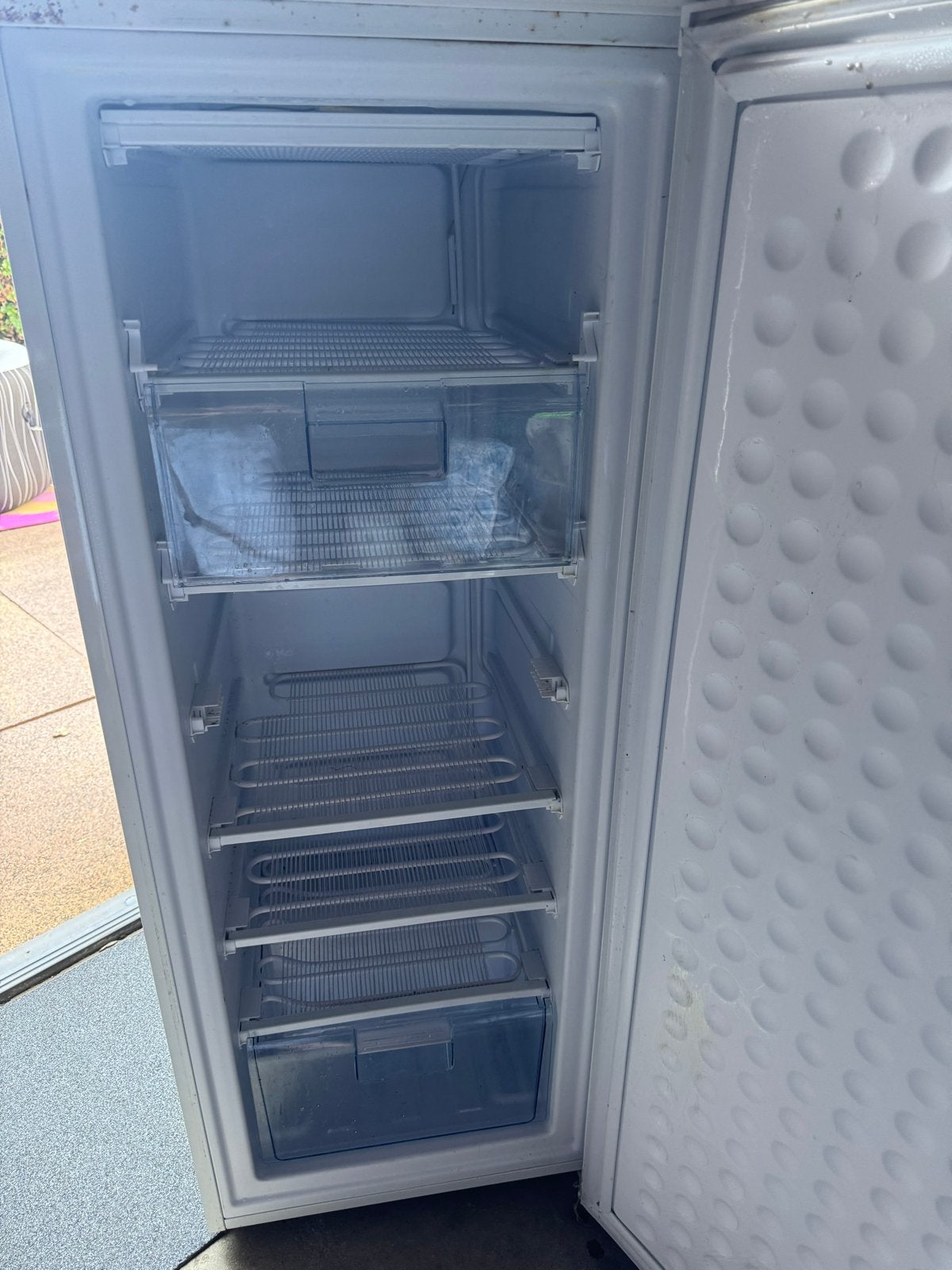 Vriezer - Ideaal voor extra vriesruimte, Ophalen, Gebruikt, 100 tot 150 liter, Met aparte vriezer
