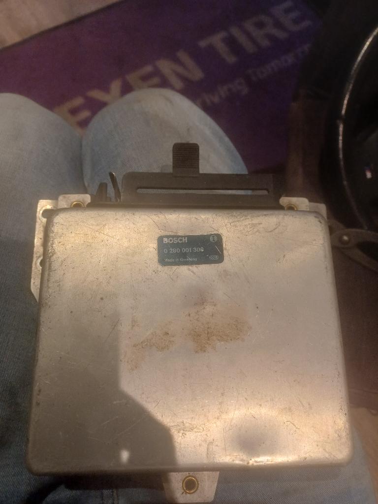 BMW E30 323i ECU / Motorcomputer Bosch 0280001308 werkend, Ophalen