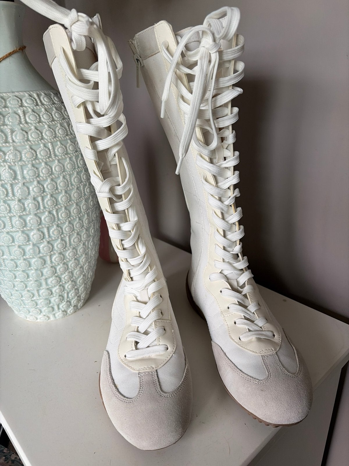 Bershka hoge veterschoenen - Mt 39 - NIEUW, Ophalen of Verzenden, Nieuw, Wit, Hoge laarzen