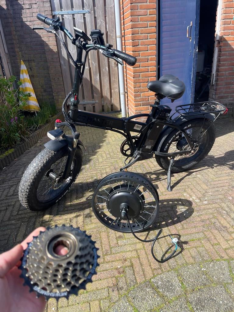 Esmaster Fatbike met foutcode 16 (defect), Gebruikt, Minder dan 47 cm, 30 tot 50 km per accu, Ophalen