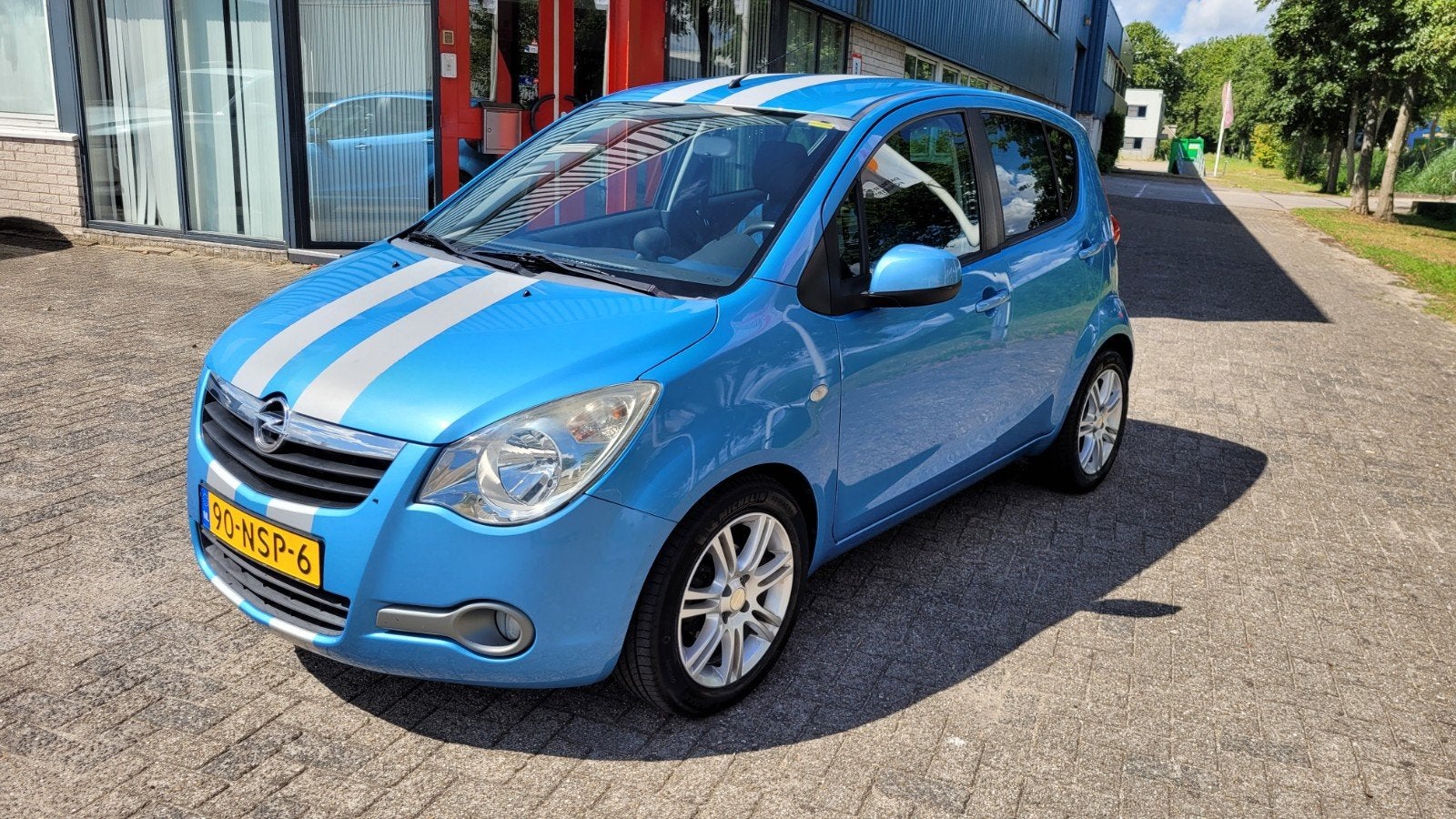 Opel Agila 1.2 16V 69KW 2010 Airco/nw Apk/68dkm nw koppeling, Voorwielaandrijving, Euro 5, Stof, 40 €/maand