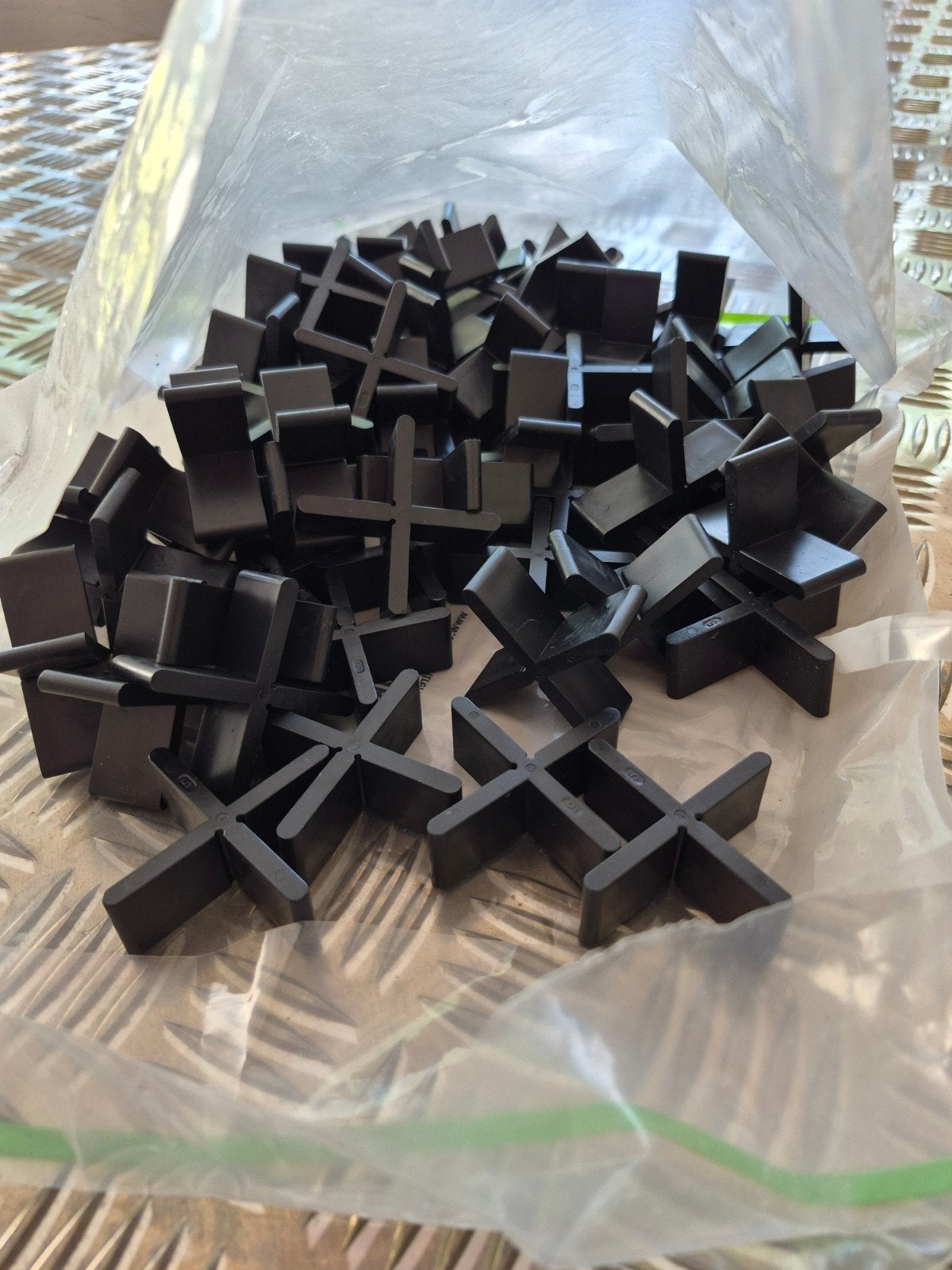 Tegelkruisjes 5 mm, Ophalen, Nieuw, Hout