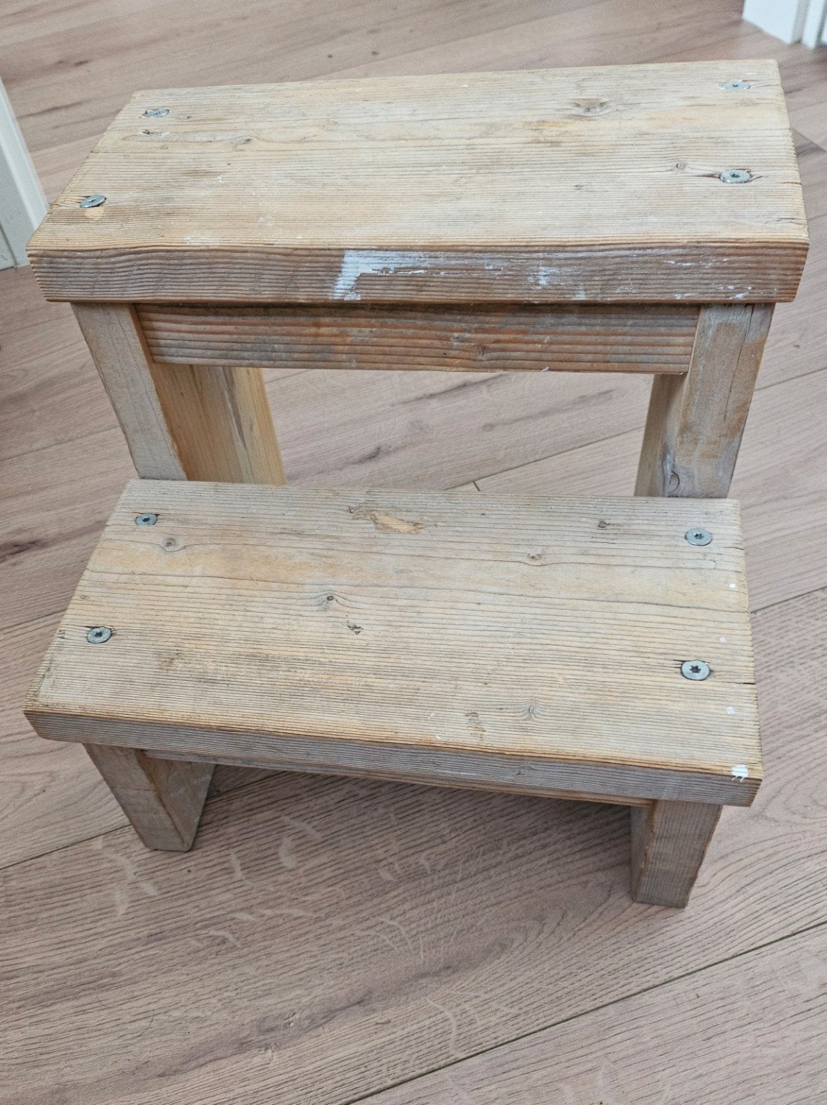 Robuust houten opstaptrapje 2 treden - 33x33 cm, Ophalen of Verzenden, Gebruikt, Hout