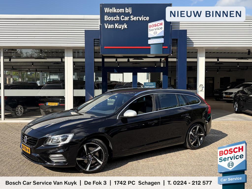 Volvo V60 1.5 T3 R-Design / Automaat / NL-Auto / Distributie, Auto's, Euro 6, 4 cilinders, Zwart, Origineel Nederlands