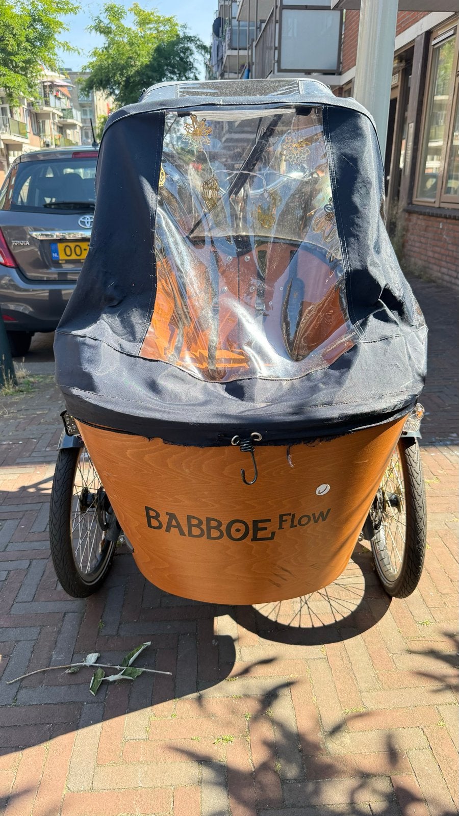 Babboe Flow Elektrische Bakfiets met Huif, Elektrisch, Zo goed als nieuw, 2 kinderen, Schijfrem