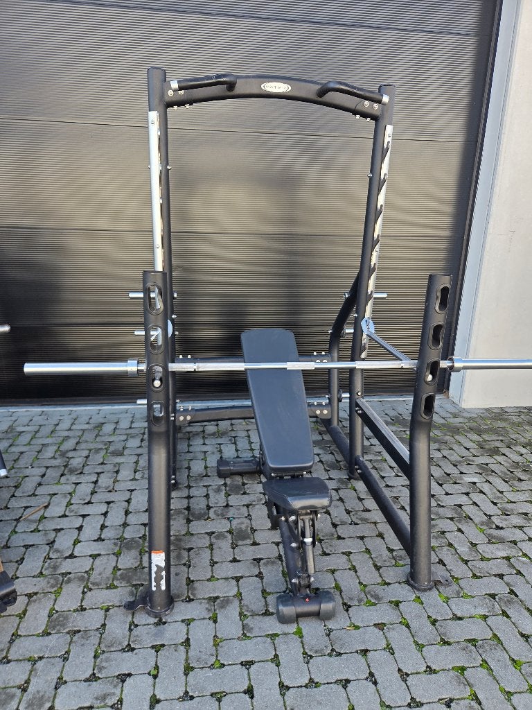 Matrix Magnum Squat Rack met Bankje en Barbell, Ophalen, Gebruikt, Armen, Overige typen