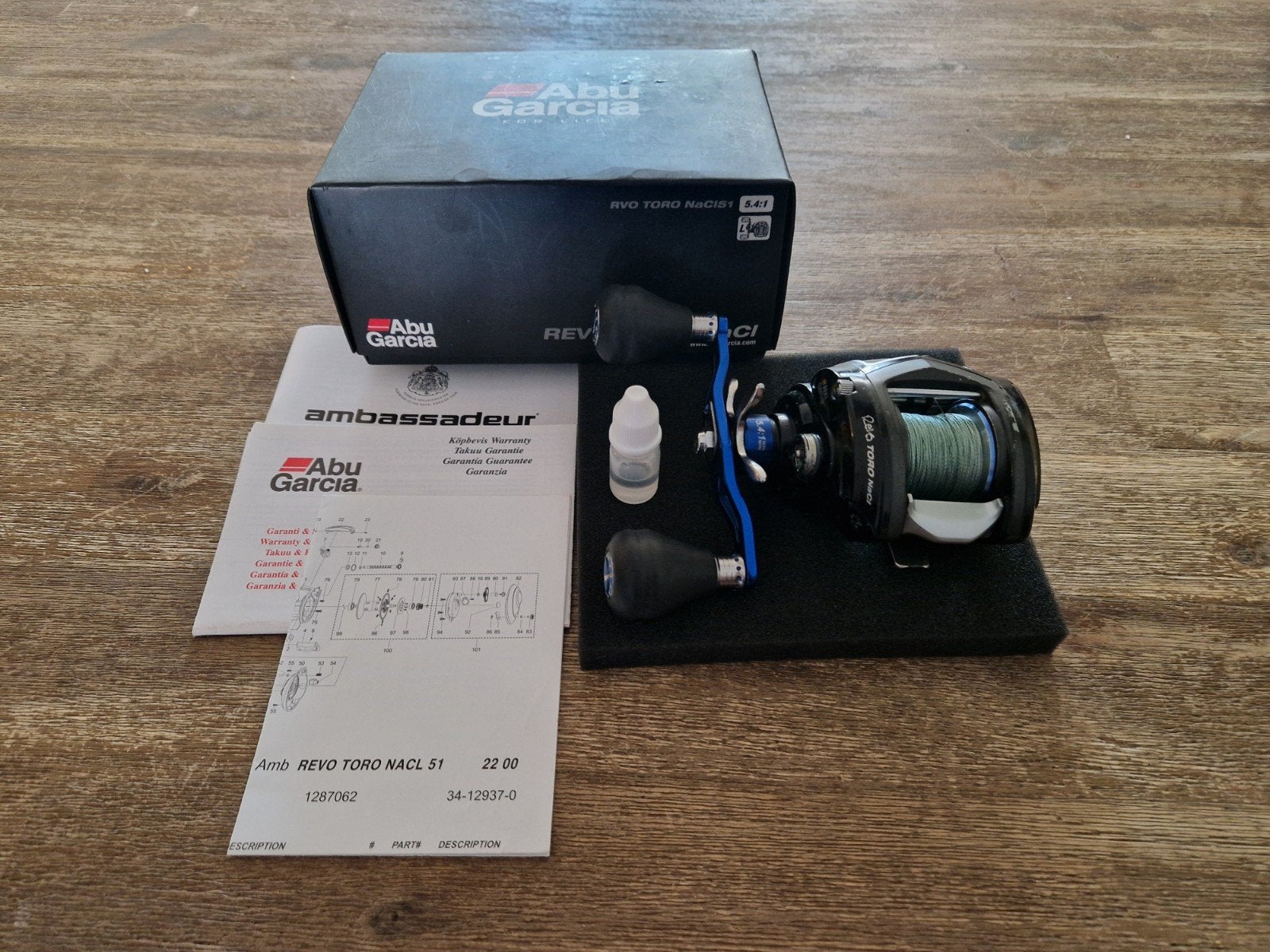 Abu Garcia Revo Toro Nacl 51 reel (stelknop mist), Watersport en Boten, Hengelsport | Roofvissen, Ophalen of Verzenden, Gebruikt