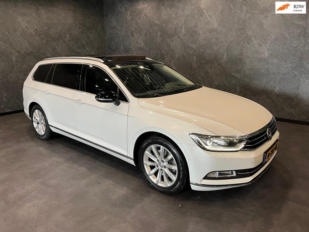 Volkswagen Passat Variant 2.0 TSI 220PK DSG HIGHLINE FULL, Gebruikt, 4 cilinders, Wit, Leder