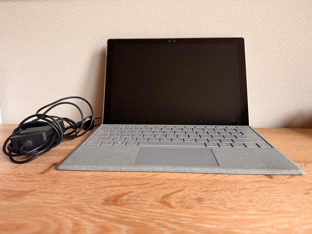 Microsoft Surface Pro 4 i5 - 8GB RAM - 256GB SSD - Oplader, Usb-aansluiting, Microsoft Surface Pro 4, 12 inch, Ophalen of Verzenden