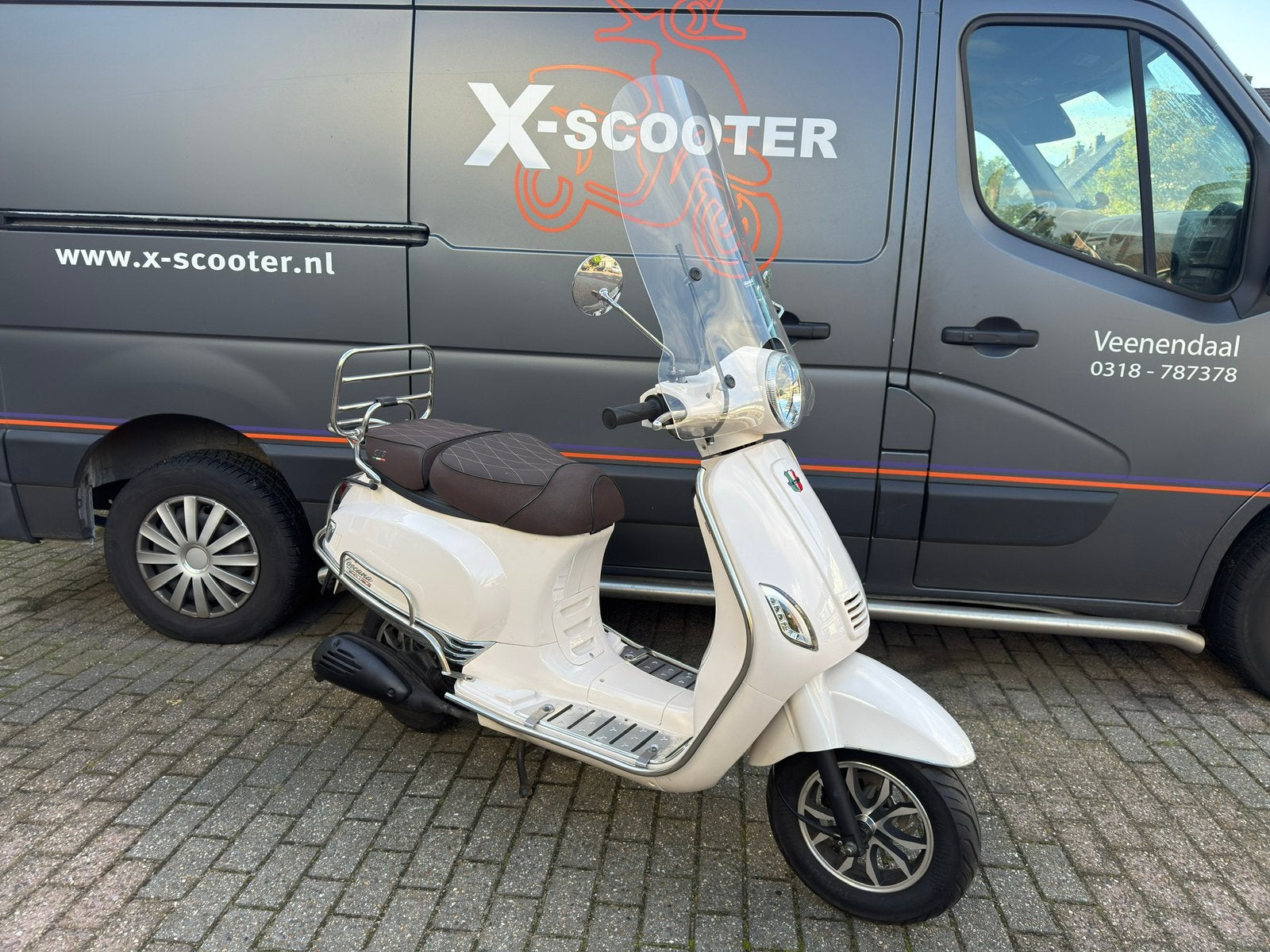 GTS Toscana Exclusive Wit 25KM| Vol opties| Snorscooter, Gebruikt, Benzine, Ophalen, Overige merken
