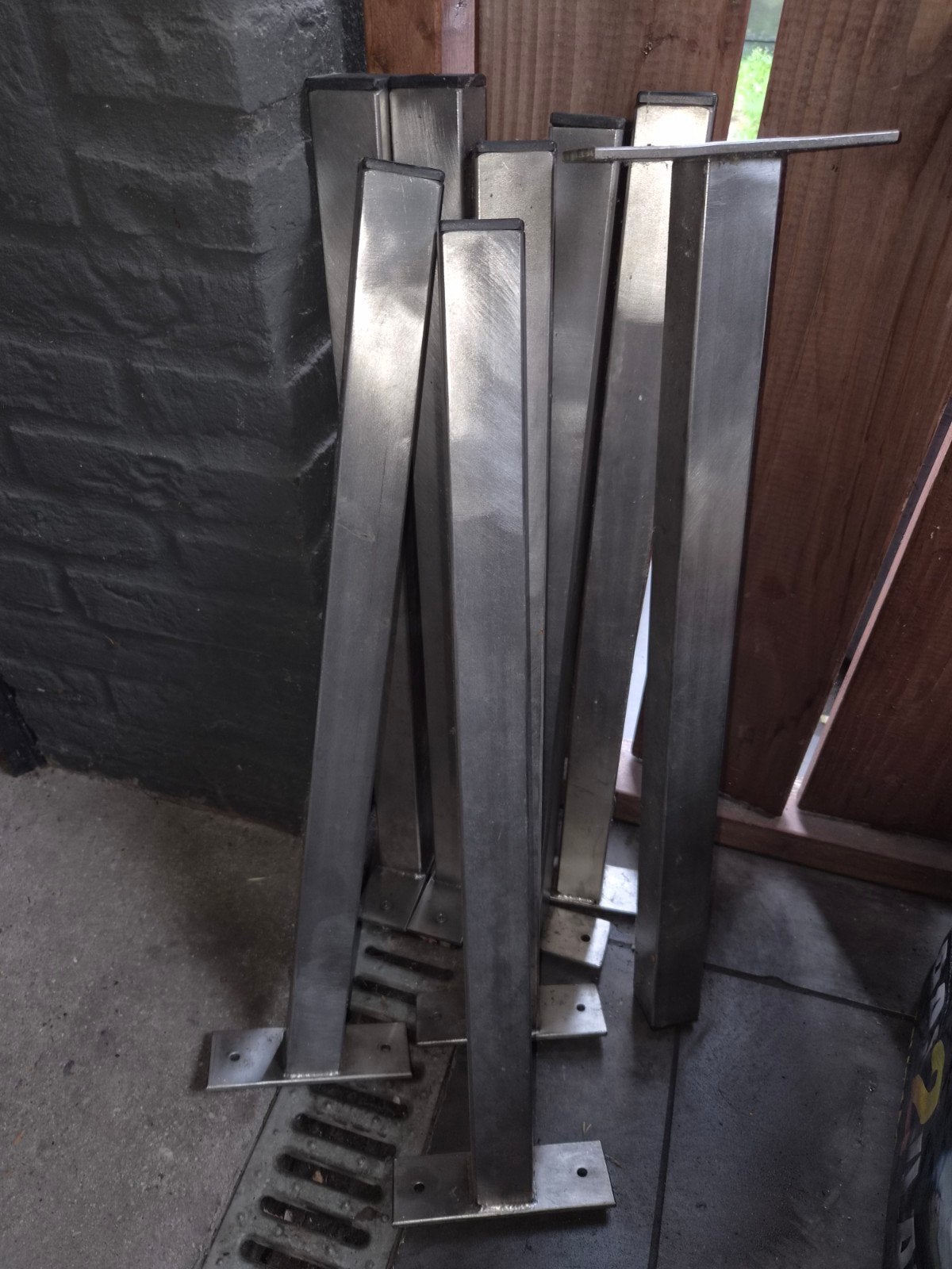 8 Gegalvaniseerde metalen poten/steunen - 60 cm hoog, Doe-het-zelf en Verbouw, Metalen, Ophalen, Gebruikt, Overige metalen